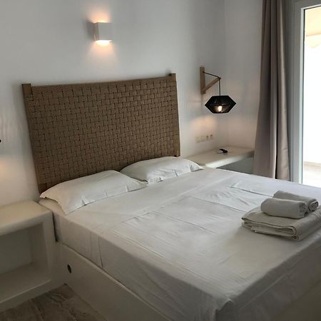Vassiliki Rooms Parikia  Exterior photo