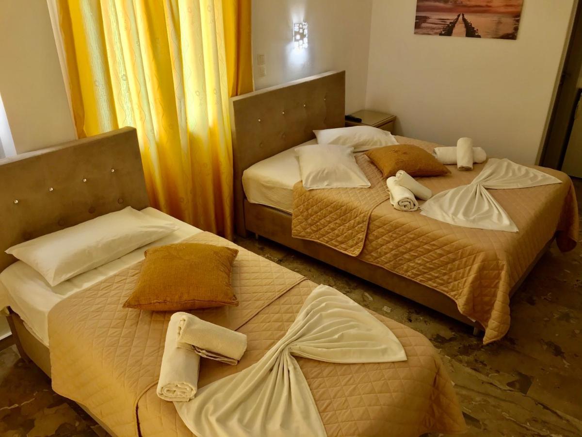 Vassiliki Rooms Parikia  Exterior photo